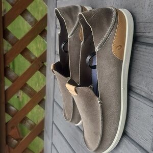 OluKai Nalukai Kala 10.5 Men's Taupe Suede Slip-On Leather Loafers/Mocs